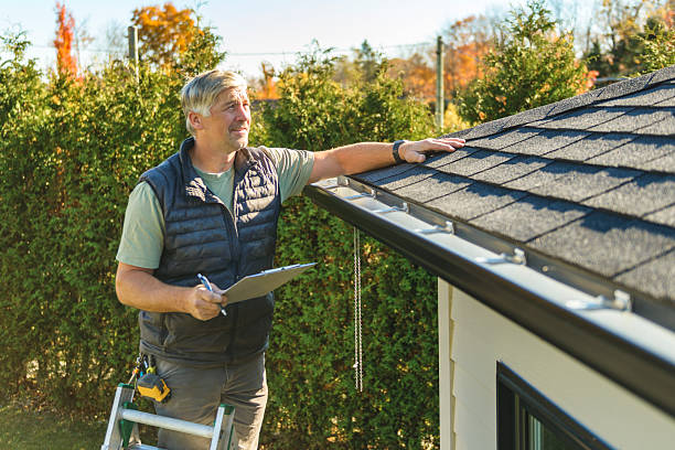 Professional Flat Roof Repair technician working in Helendale, CA
